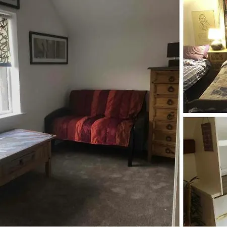 Private Town Hostel Wicklow